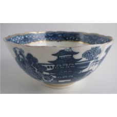 Caughley Scalloped Slops Bowl, Blue & White 'Pagoda' Landscape Pattern, c1785