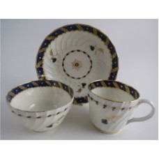Worcester Oval Shanked Trio, Blue and Gilt Decoration with 'Bluebell pattern', c1795