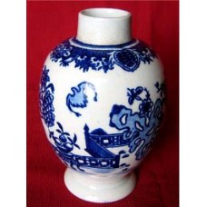 Worcester 'Bat' pattern Tea Canister, ovoid shaped body,  disguised Chinese numeral mark of a '4', c1780