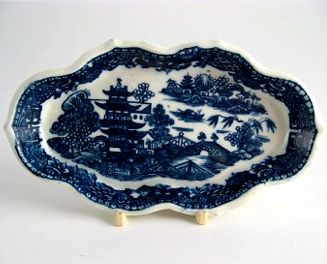 Caughley Rare Spoon tray, Blue & White 'Pagoda' Pattern Decoration, Elongated Hexagonal Shape, faint 'S' Mark, c1785