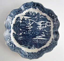Caughley Blue and White 'Pagoda' pattern Hexagonal Teapot Stand, c1780