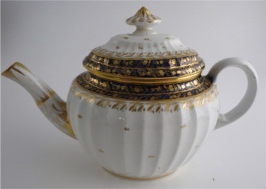 Coalport 'John Rose' New Fluted Oval Blue and Gilt 'Acorn' Pattern Teapot, c1798