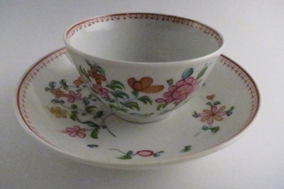 New Hall Tea Bowl and Saucer, Floral Decoration, c1795