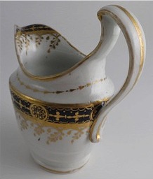 Chamberlain Worcester Oval Shaped Milk Jug, Underglaze Blue and Gilt 'Blue Border with Gold Ovals and Gilded Dropping Foliage' Decoration, Pattern Number 61, c1800-1805