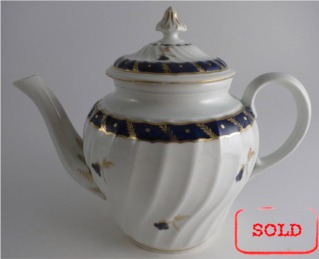 Worcester Circular Shanked Teapot, Blue and Gilt 
Decoration with 'Bluebell pattern', c1795