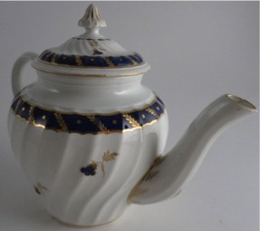 Worcester Circular Shanked Teapot, Blue and Gilt 
Decoration with 'Bluebell pattern', c1795