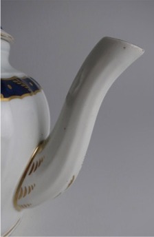 Worcester Circular Shanked Teapot, Blue and Gilt 
Decoration with 'Bluebell pattern', c1795