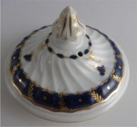 Worcester Circular Shanked Teapot, Blue and Gilt 
Decoration with 'Bluebell pattern', c1795