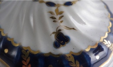 Worcester Circular Shanked Teapot, Blue and Gilt 
Decoration with 'Bluebell pattern', c1795