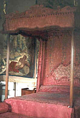 The Prince of Wales bed in the Small Drawing Room